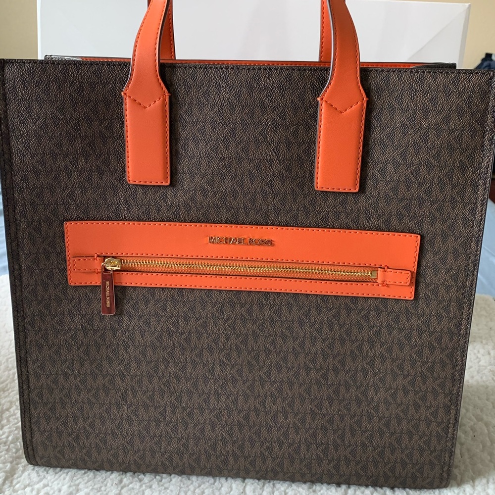 ⚠️ SALE  NWT Michael Kors Lg Kenly Tote Crossbody